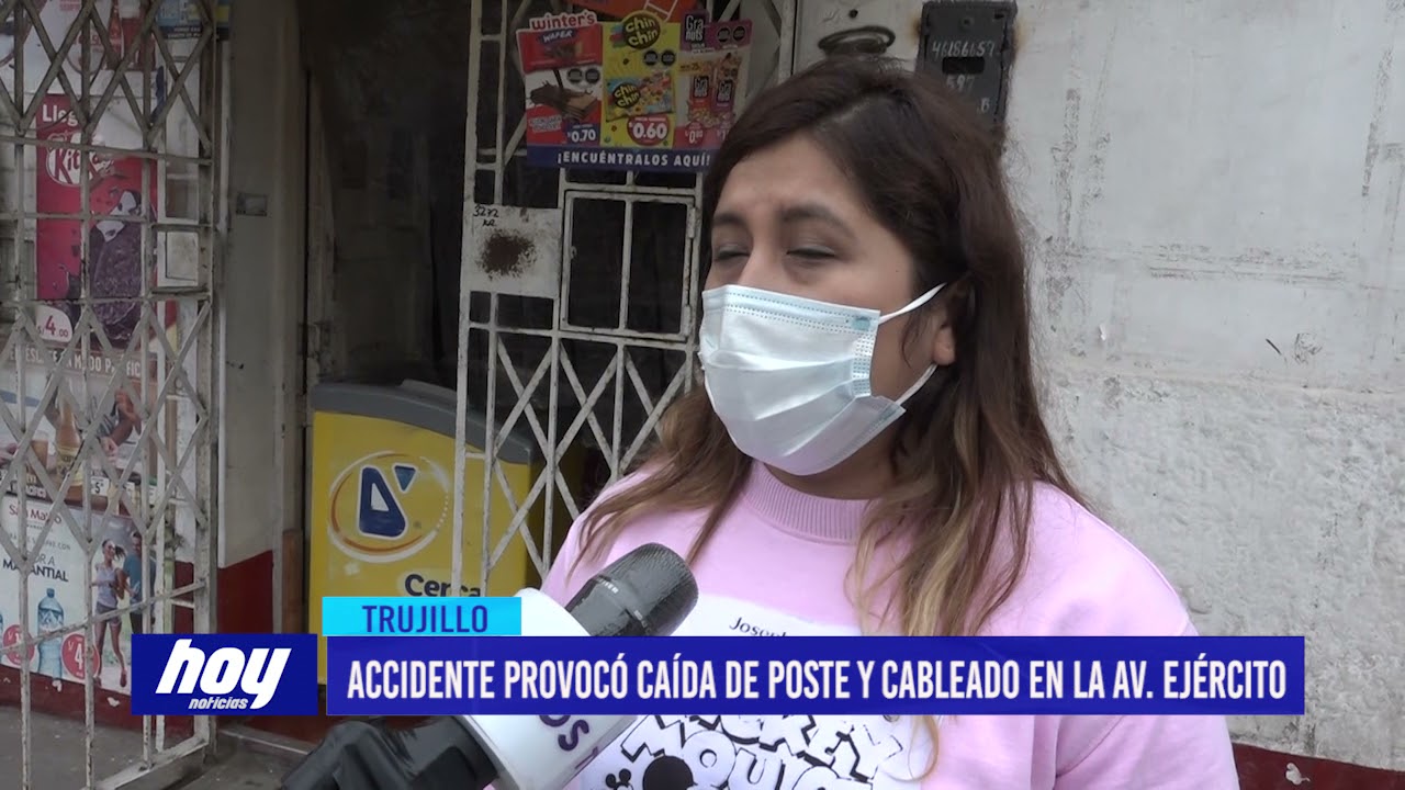 Accidente provocó caída de poste y cableado en la avenida El Ejército