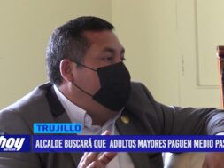 Alcalde buscará que  adultos mayores paguen medio pasaje