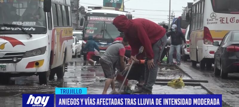 Aniegos y vías afectadas tras lluvia de intensidad moderada