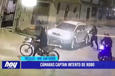 Cámaras captan intento de robo a camioneta