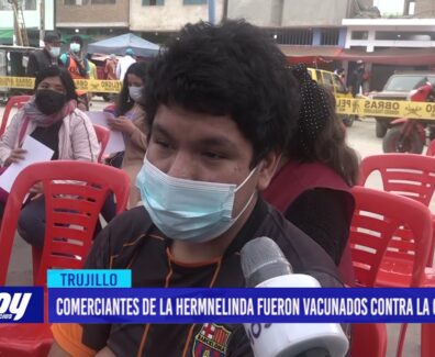 Comerciantes de La Hermelinda fueron vacunados contra la Covid-19
