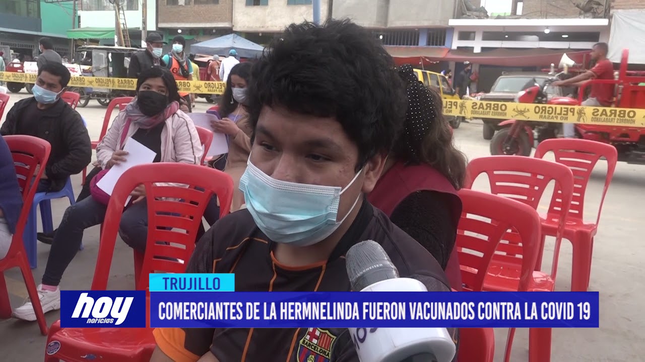 Comerciantes de La Hermelinda fueron vacunados contra la Covid-19