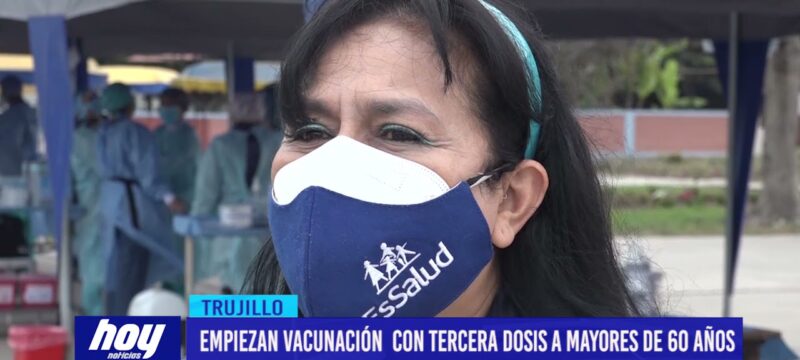 Empiezan vacunación  con tercera dosis a mayores de 60 años