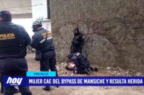 Mujer cae del bypass de Mansiche y resulta herida