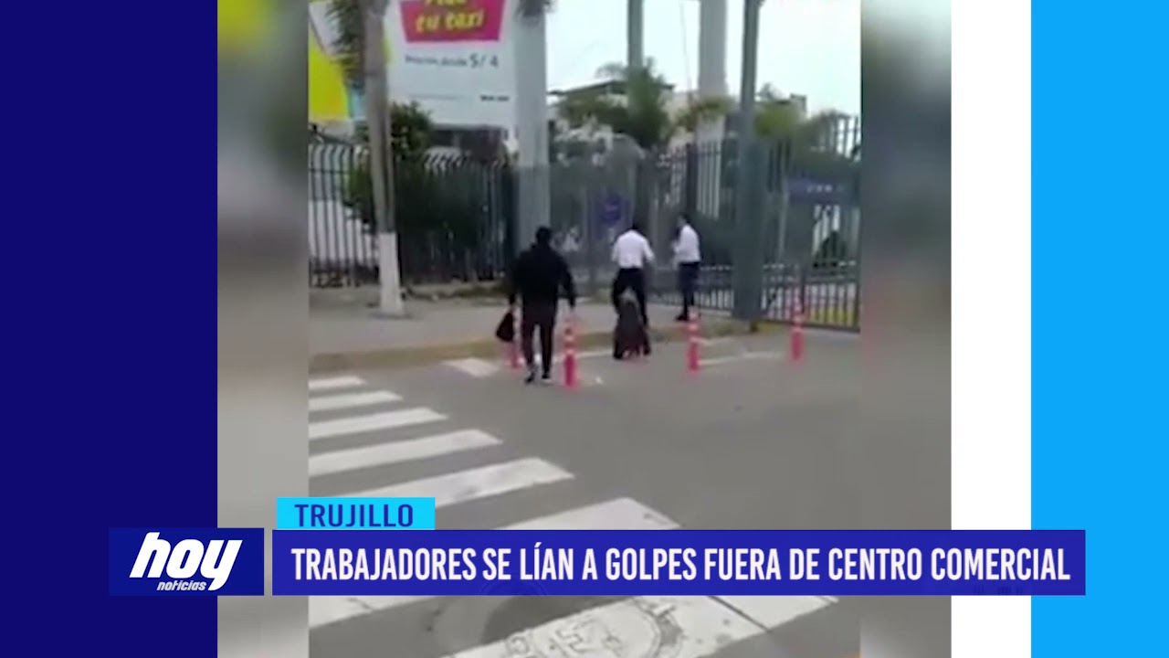 Trabajadores se lían a golpes fuera de centro comercial