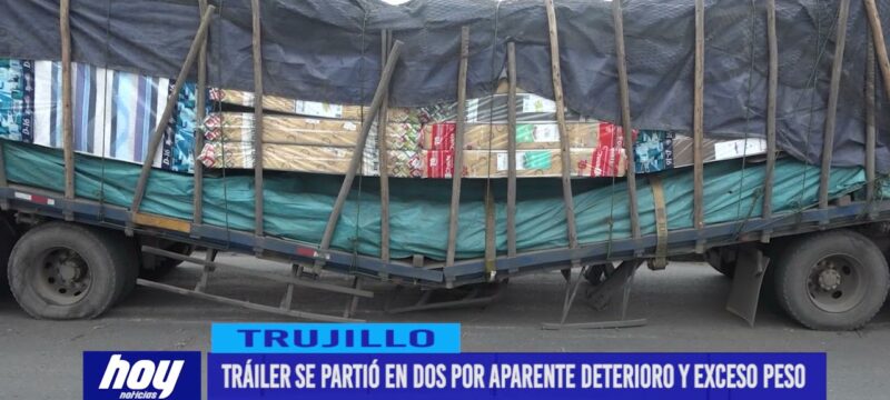 Tráiler se partió en dos por aparente deterioro y exceso peso