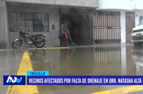 Vecinos afectados por falta de drenaje en urbanización Natasha Alta