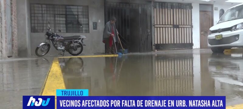 Vecinos afectados por falta de drenaje en urbanización Natasha Alta